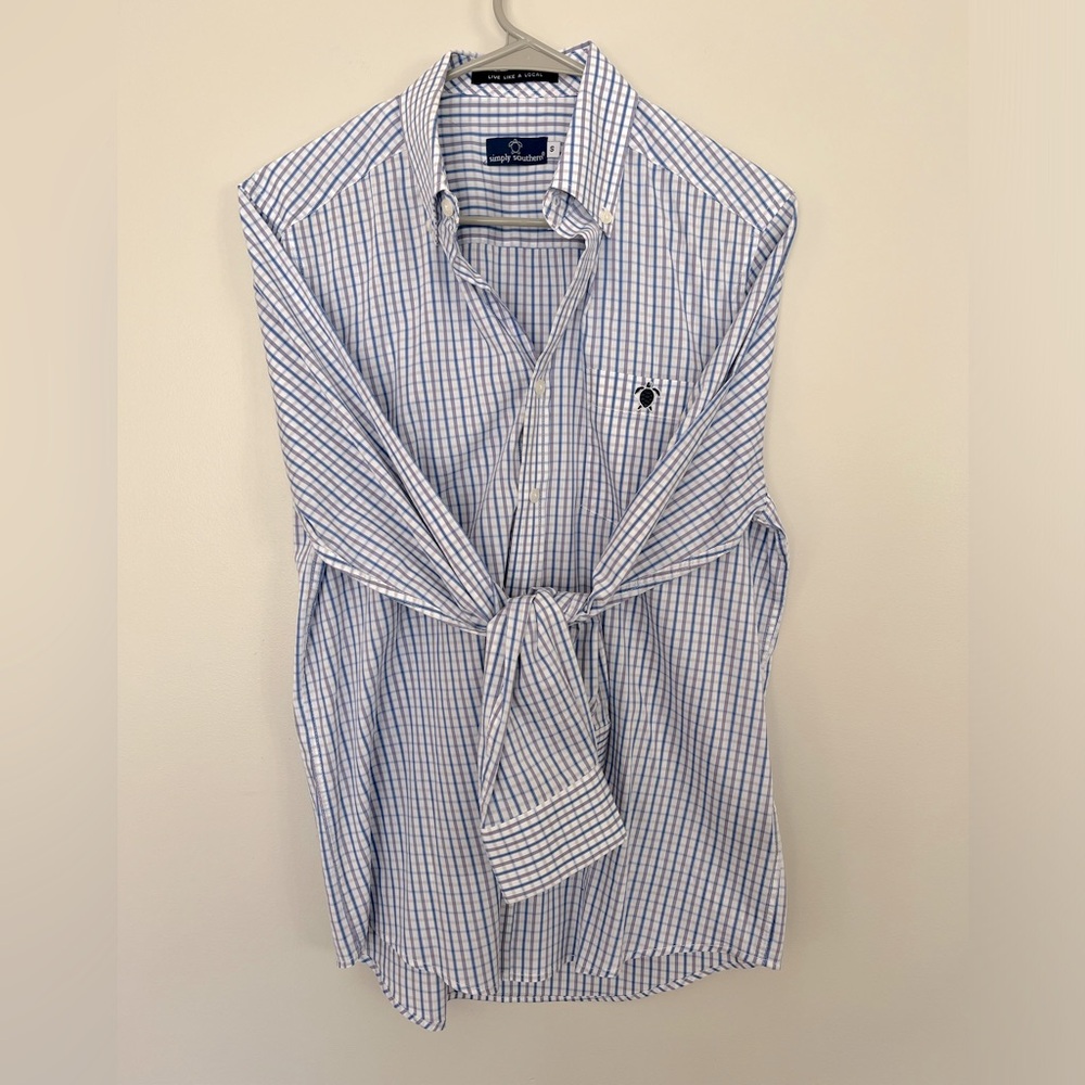 Men’s Simply Southern “William” Button front shirt- Size S